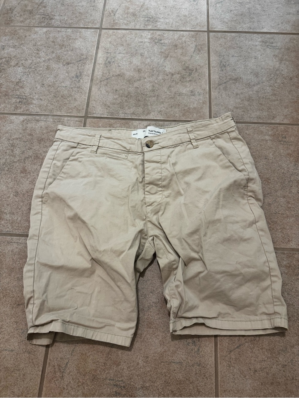 YoungLA Men's Beige Flat-Front Chino Shorts